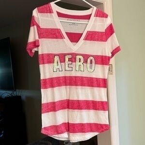 Aeropostale T-shirt NWT Size M Pink and White
